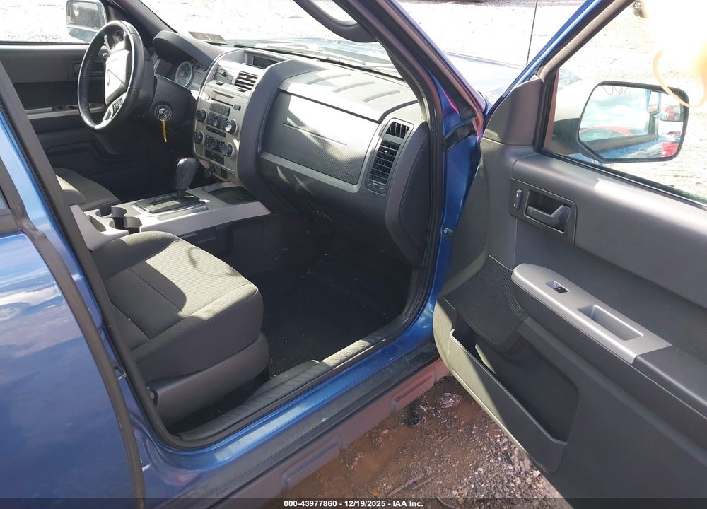 2010 FORD ESCAPE XLT VIN: 1FMCU9DG2AKA44788