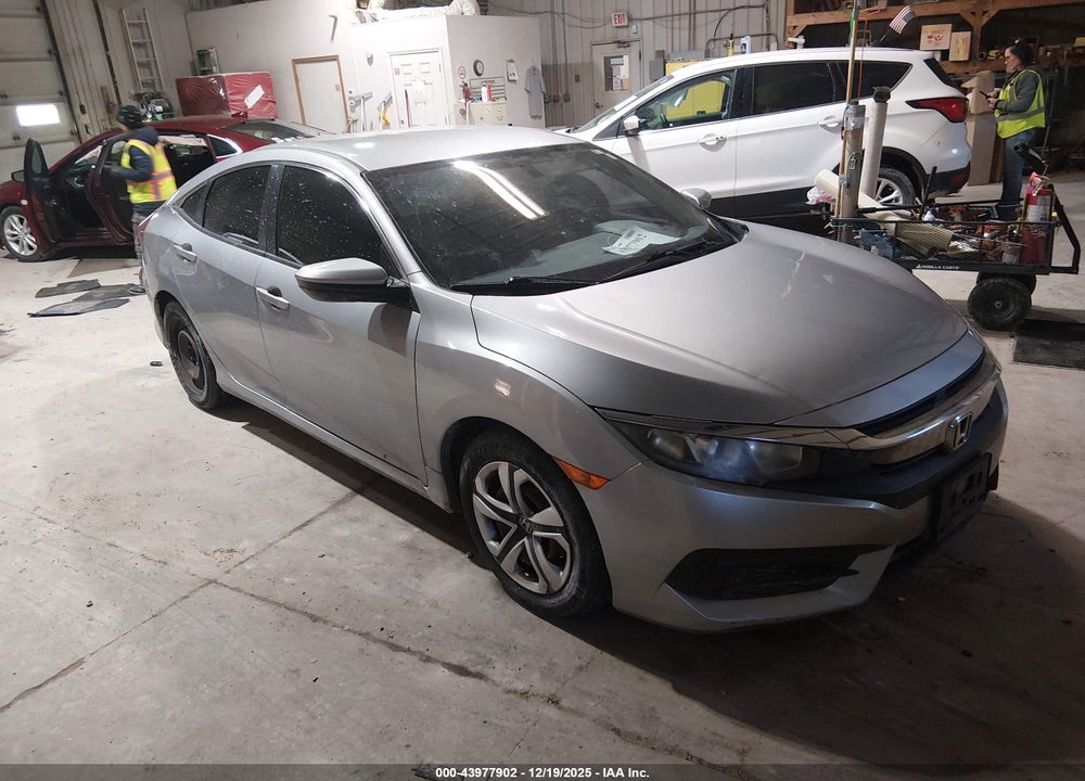 2018 HONDA CIVIC LX VIN: 2HGFC2F5XJH542687