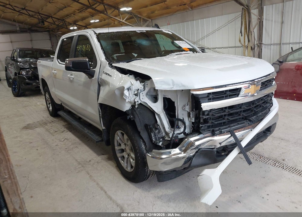 2022 CHEVROLET SILVERADO 1500 4WD  SHORT BED LT WITH 2FL VIN: 1GCPDKEK5NZ641074