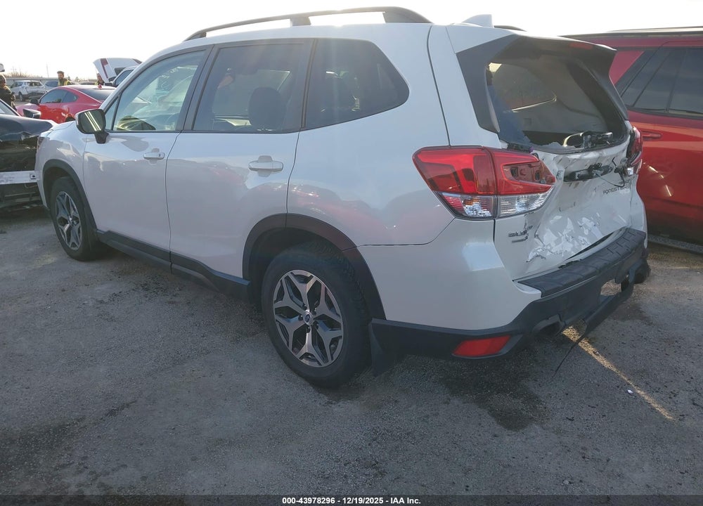 2019 SUBARU FORESTER PREMIUM VIN: JF2SKAEC6KH543483