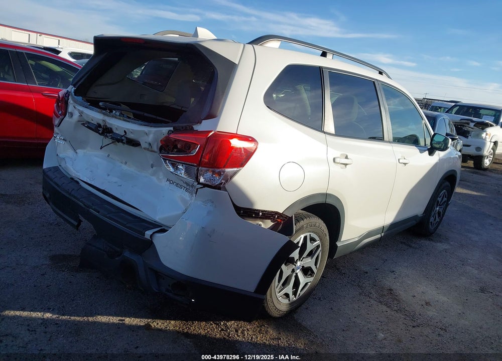 2019 SUBARU FORESTER PREMIUM VIN: JF2SKAEC6KH543483