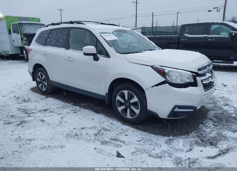 2018 SUBARU FORESTER 2.5I PREMIUM VIN: JF2SJAEC2JH599440