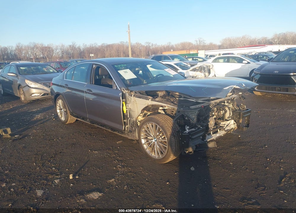 2019 BMW 540I VIN: WBAJE5C54KWW14086