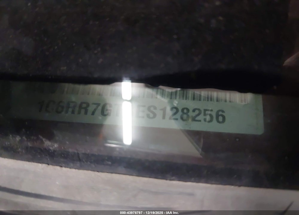 2014 RAM 1500 SLT VIN: 1C6RR7GT3ES128256