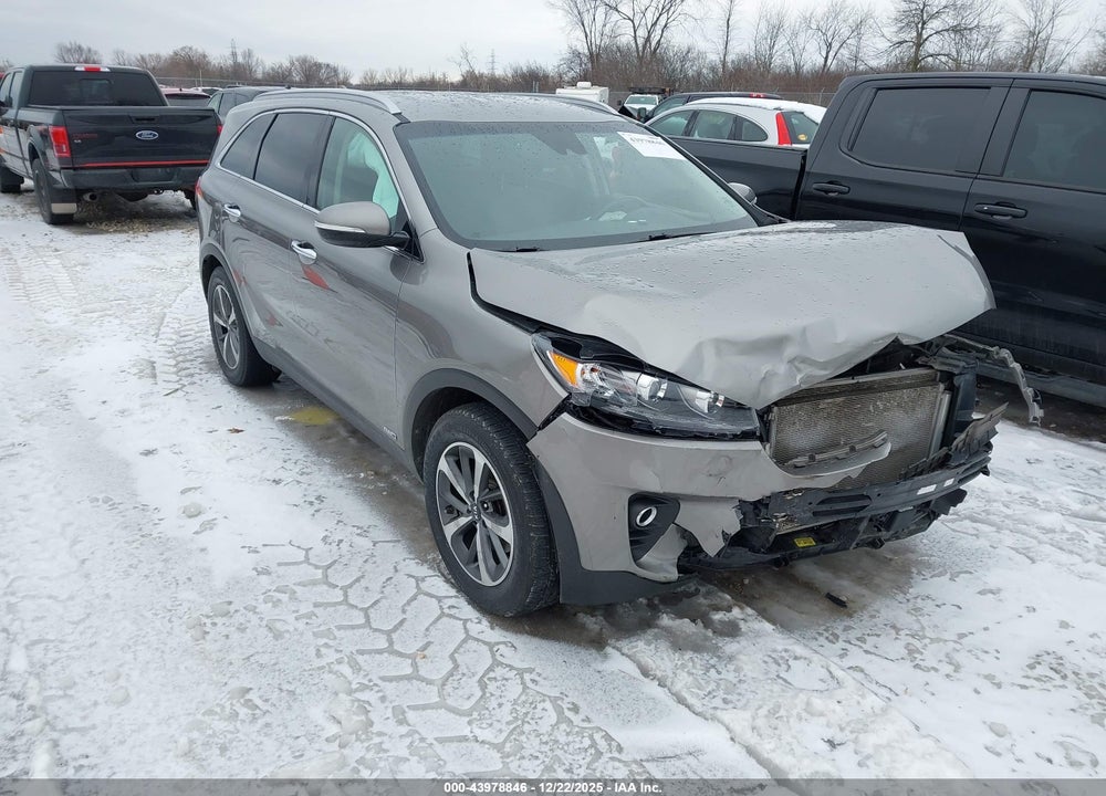 2019 KIA SORENTO 3.3L EX VIN: 5XYPHDA5XKG529803