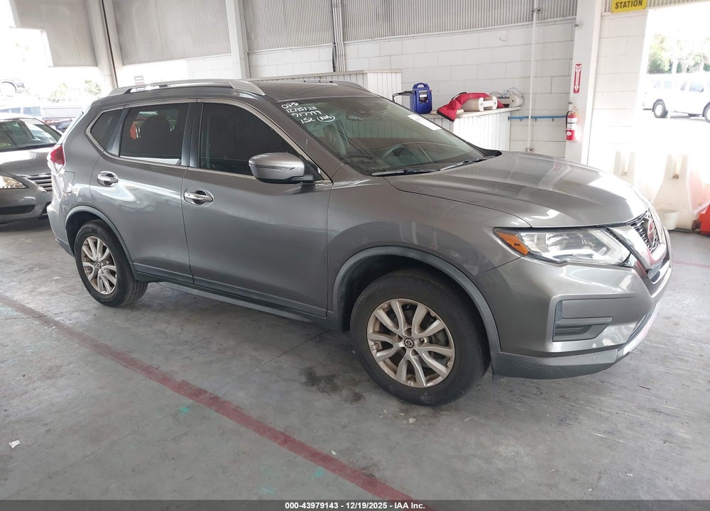 2019 NISSAN ROGUE SV VIN: KNMAT2MV5KP556537