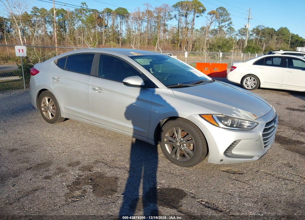 2018 HYUNDAI ELANTRA SEL VIN: 5NPD84LF0JH290388