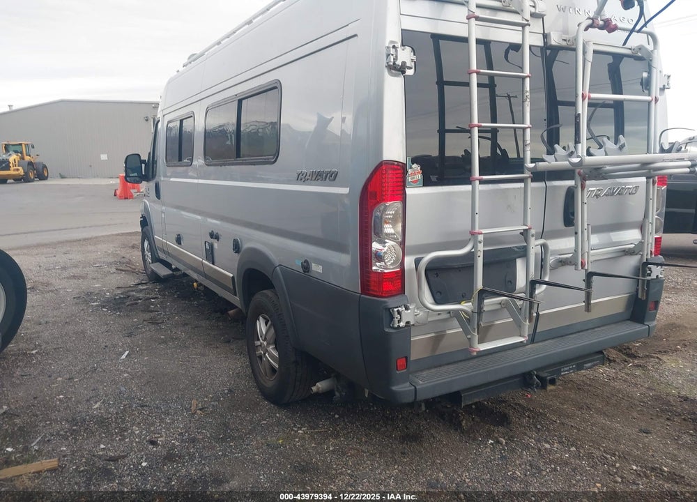 2017 WINNEBAGO TRAVATO VIN: 3C6URVJG3GE123848