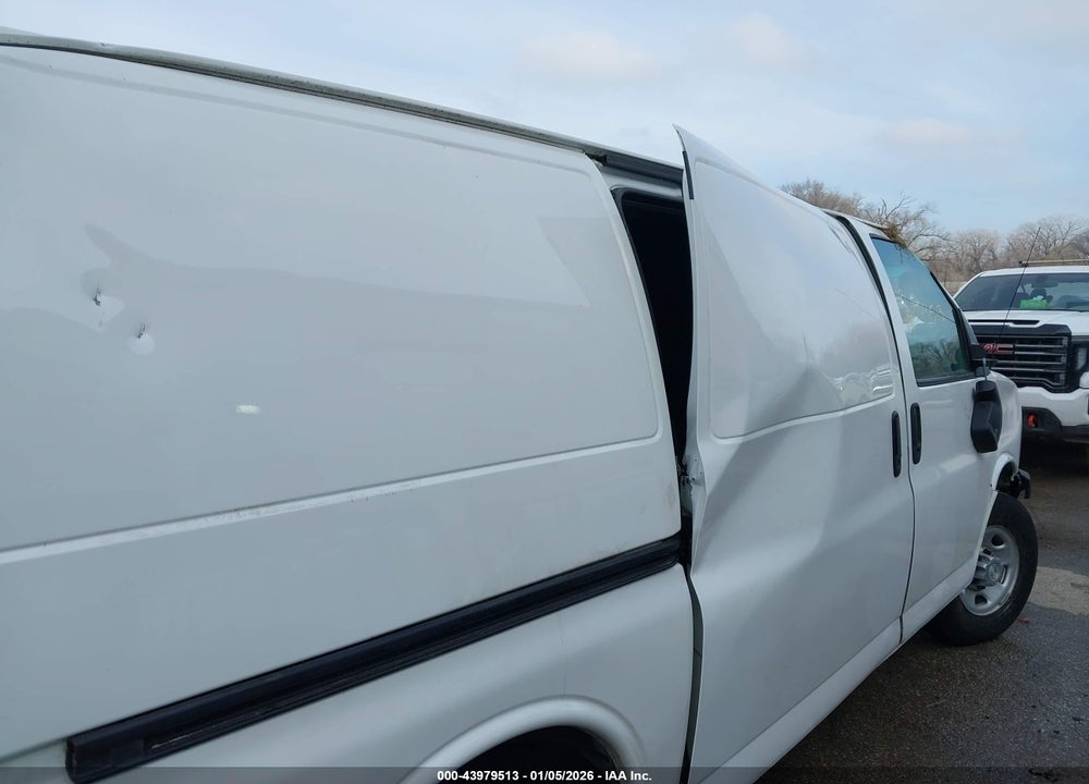 2021 CHEVROLET EXPRESS CARGO RWD 2500 REGULAR WHEELBASE WT VIN: 1GCWGAFP1M1176054