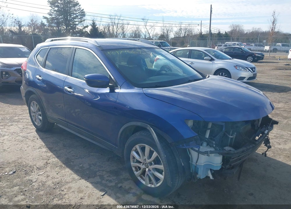 2018 NISSAN ROGUE SV VIN: KNMAT2MT6JP510146