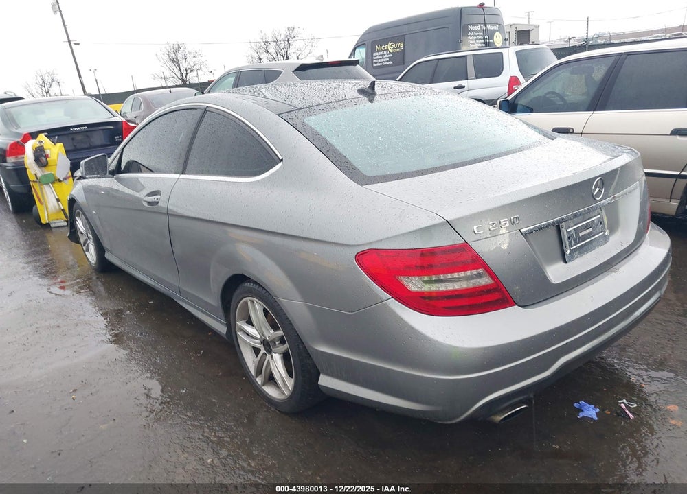 2012 MERCEDES-BENZ C 250 VIN: WDDGJ4HB9CF740601