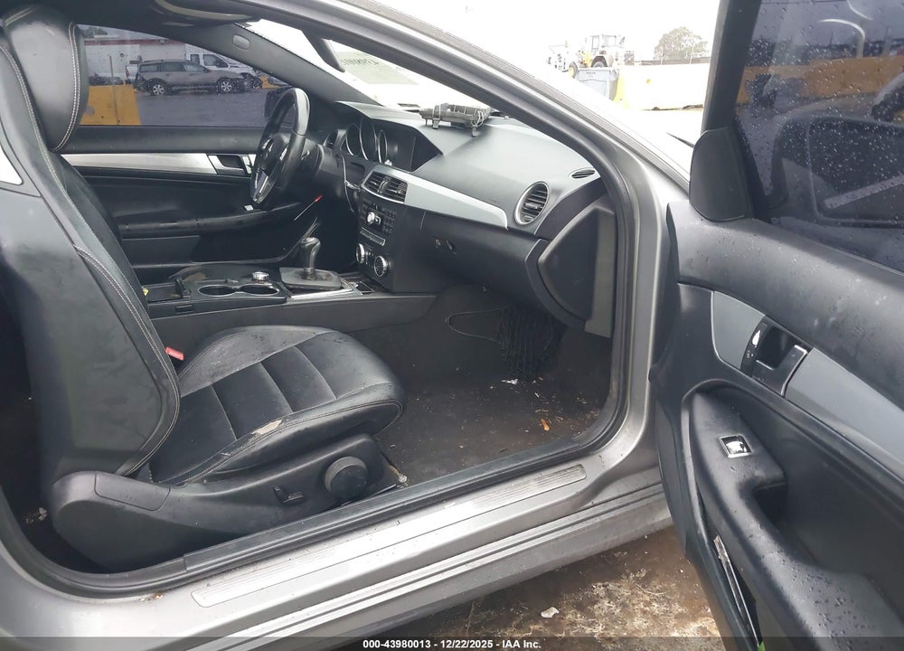 2012 MERCEDES-BENZ C 250 VIN: WDDGJ4HB9CF740601