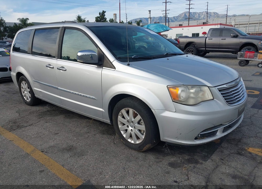 2012 CHRYSLER TOWN & COUNTRY TOURING-L VIN: 2C4RC1CG5CR384008