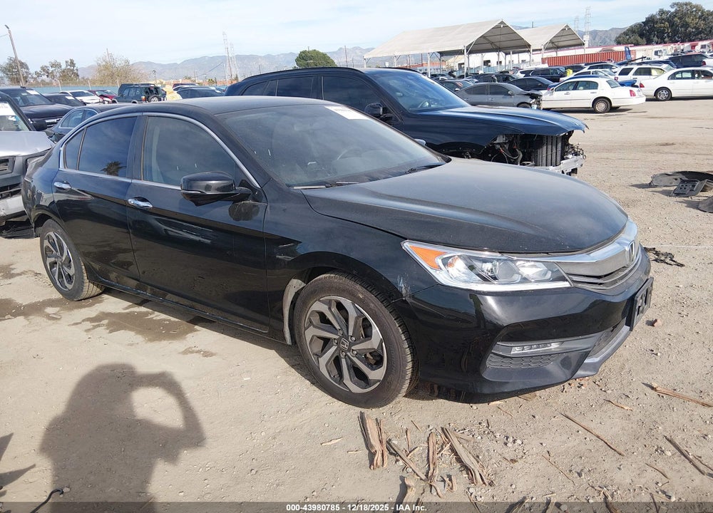 2017 HONDA ACCORD EX VIN: 1HGCR2F77HA183939