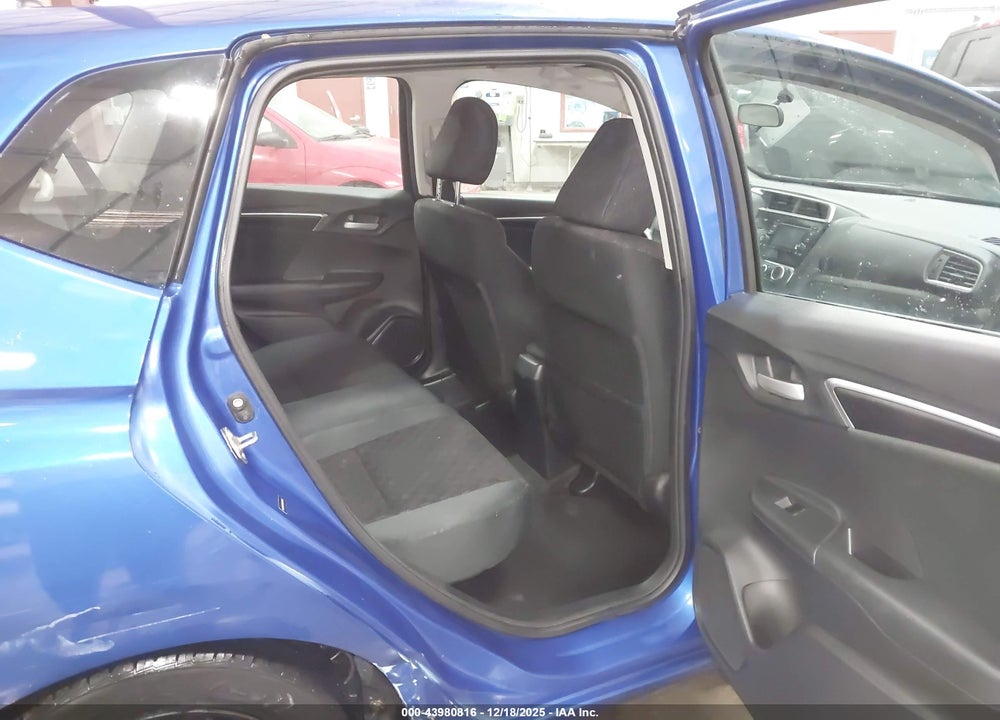 2015 HONDA FIT LX VIN: 3HGGK5H54FM764463