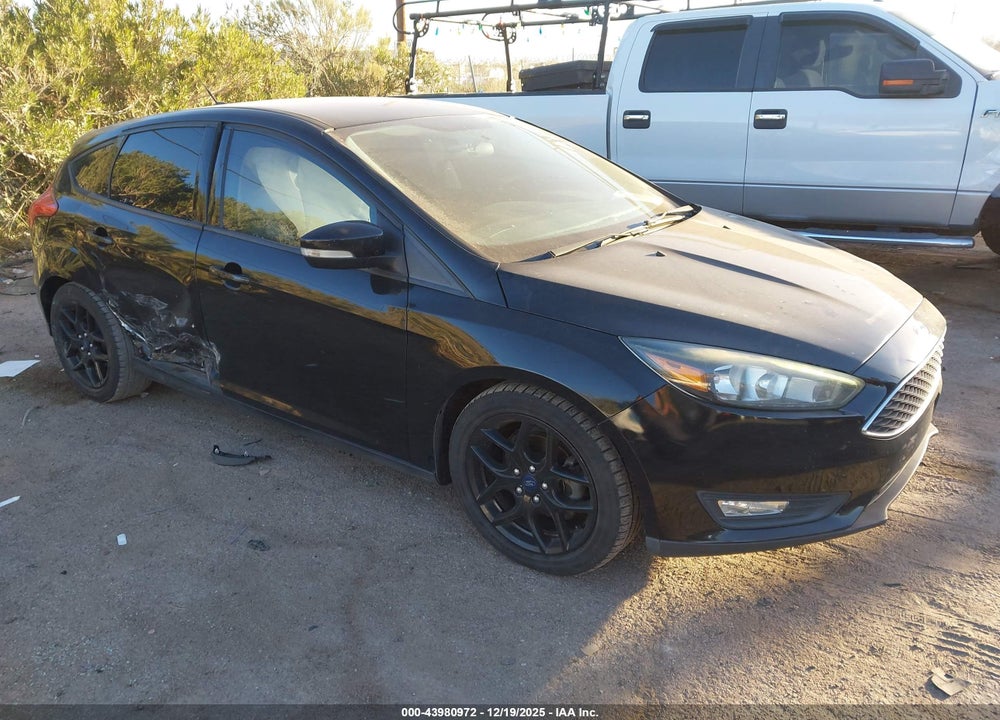 2016 FORD FOCUS SE VIN: 1FADP3K24GL375644