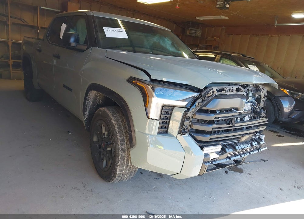 2026 TOYOTA TUNDRA SR5 CREWMAX 5.5' BED VIN: 5TFLA5DB6TX343068