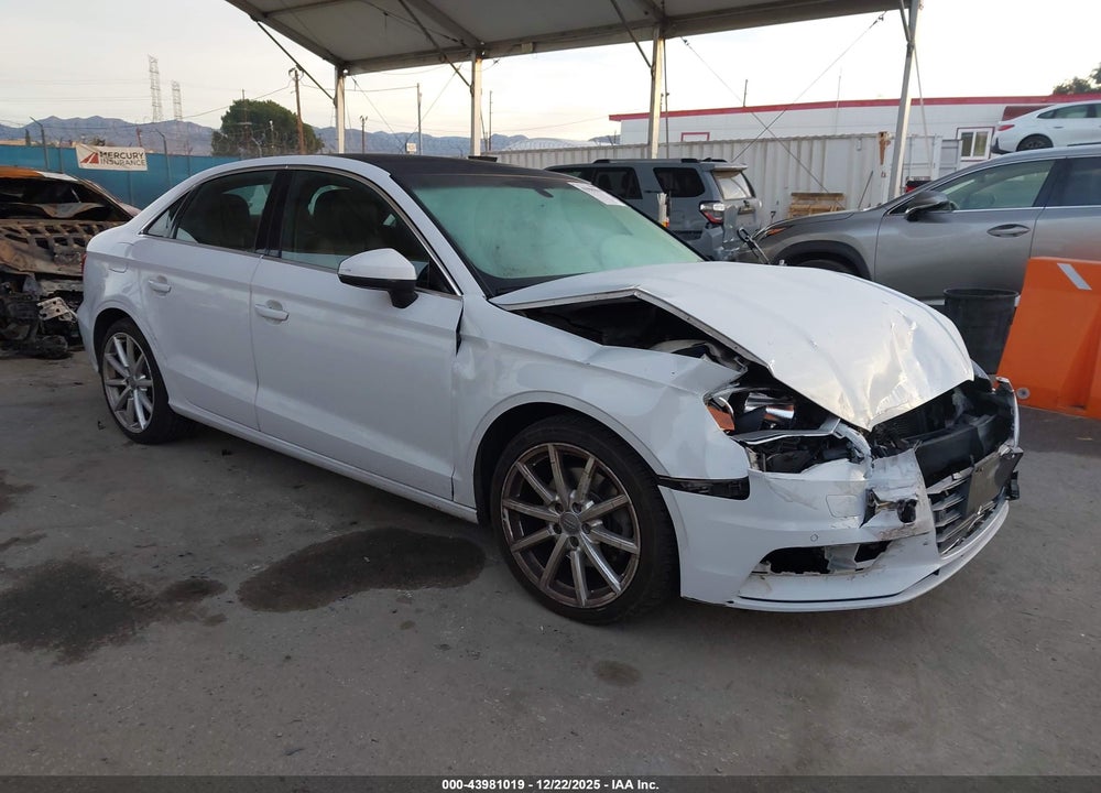 2015 AUDI A3 1.8T PREMIUM VIN: WAUCCGFF5F1072272