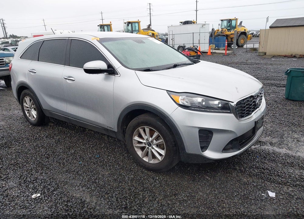 2019 KIA SORENTO 3.3L LX VIN: 5XYPGDA5XKG464356