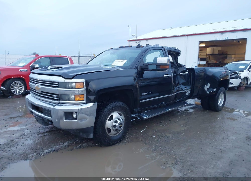 2018 CHEVROLET SILVERADO 3500HD LTZ VIN: 1GC4K0EY4JF107402