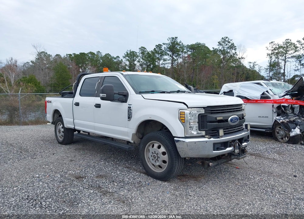 2019 FORD F-350 XL VIN: 1FT7W3B66KEE36647