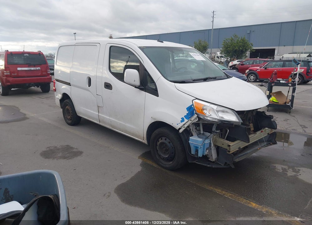 2015 NISSAN NV200 SV VIN: 3N6CM0KN6FK719777