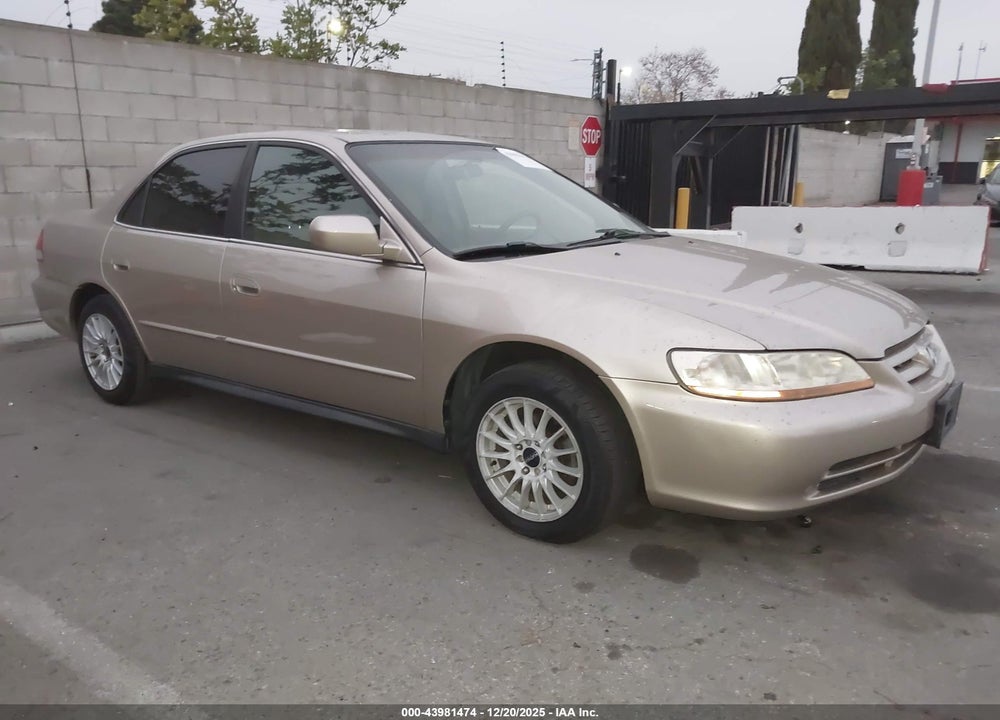 2002 HONDA ACCORD 2.3 LX VIN: JHMCG66562C014984