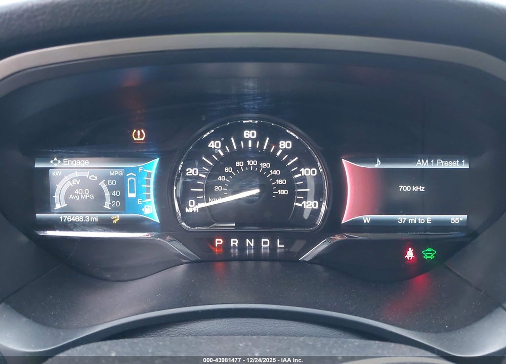 2016 LINCOLN MKZ HYBRID VIN: 3LN6L2LU1GR633334