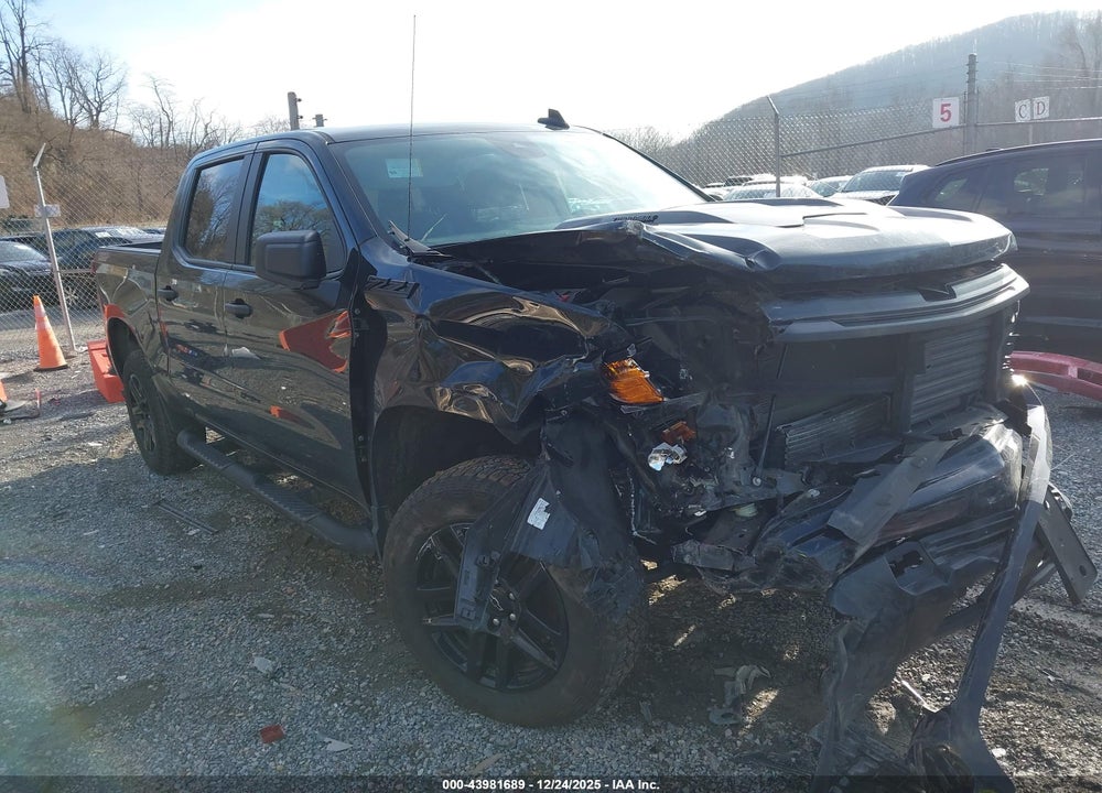 2025 CHEVROLET SILVERADO 1500 4WD  SHORT BED CUSTOM TRAIL BOSS VIN: 3GCPKCEK3SG173482
