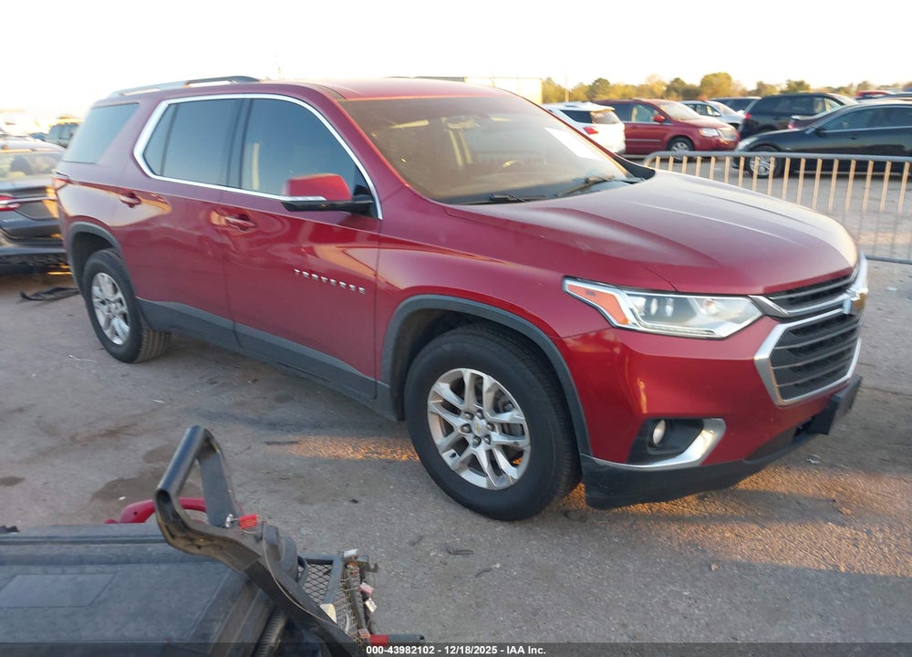 2018 CHEVROLET TRAVERSE 1LT VIN: 1GNERGKW7JJ137493