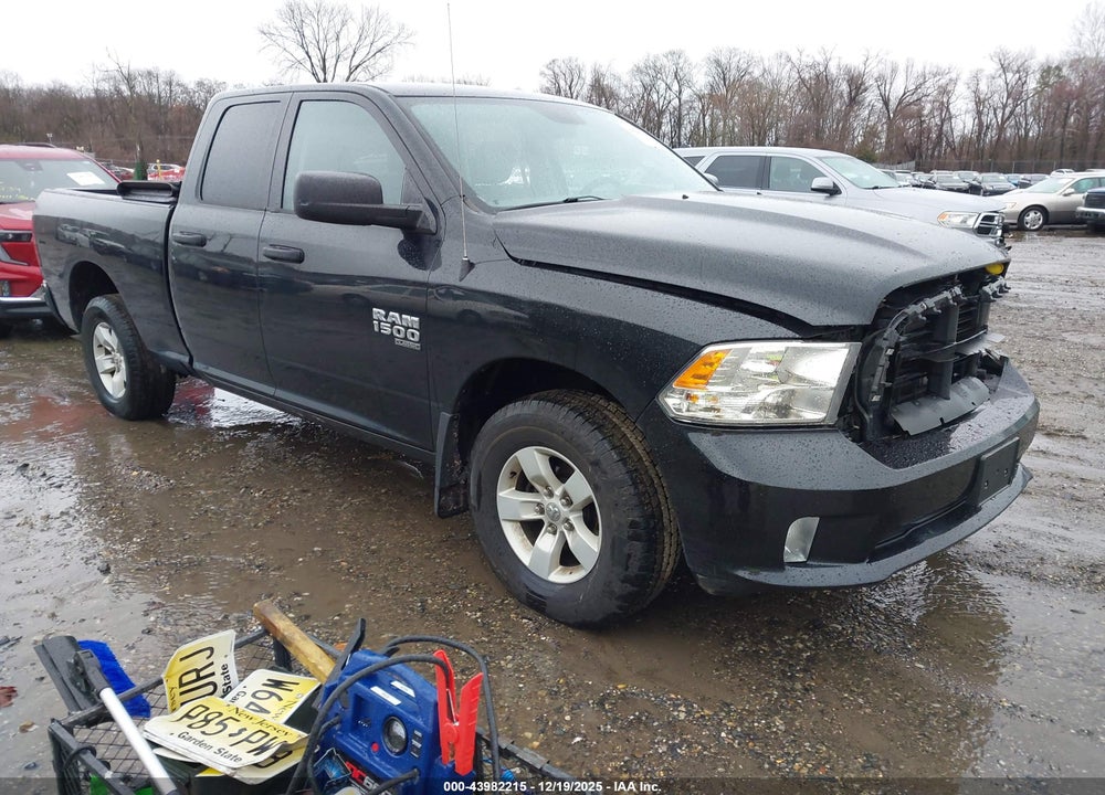 2019 RAM 1500 CLASSIC EXPRESS  4X4 6'4 BOX VIN: 1C6RR7FG0KS570508