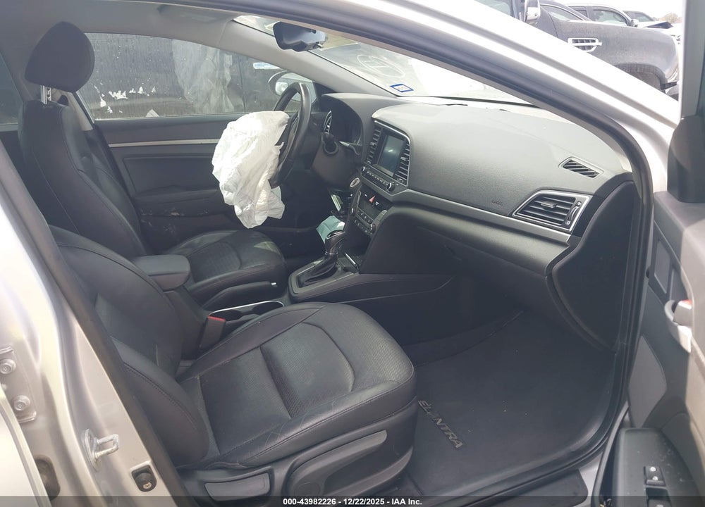 2017 HYUNDAI ELANTRA LIMITED VIN: KMHD84LF9HU303456