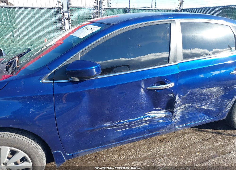 2016 NISSAN SENTRA SV VIN: 3N1AB7AP7GY265388