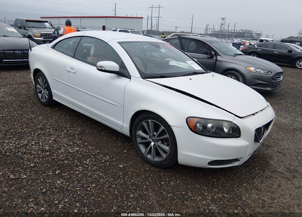 2010 VOLVO C70 T5 VIN: YV1672MC1AJ091954