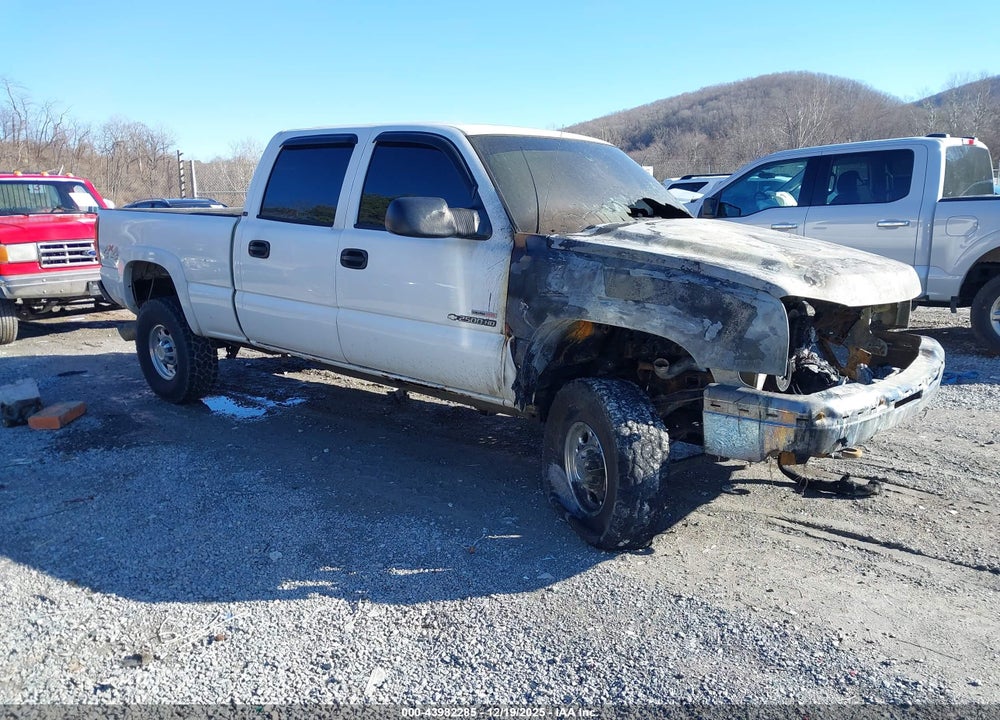 2005 CHEVROLET SILVERADO 2500HD LS VIN: 1GCHK23235F812144