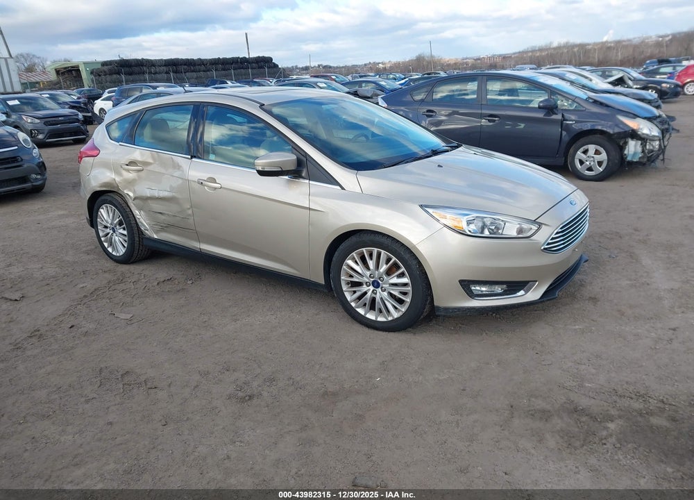 2018 FORD FOCUS TITANIUM VIN: 1FADP3N25JL314614