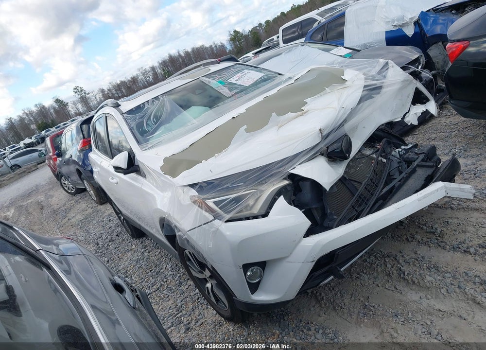 2017 TOYOTA RAV4 XLE VIN: 2T3WFREV4HW312850