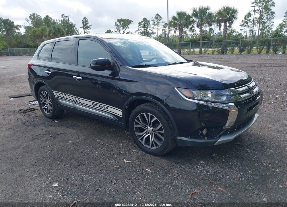 2018 MITSUBISHI OUTLANDER SE VIN: JA4AD3A30JZ017018