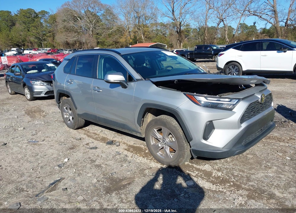 2022 TOYOTA RAV4 XLE VIN: 2T3P1RFV3NW300041