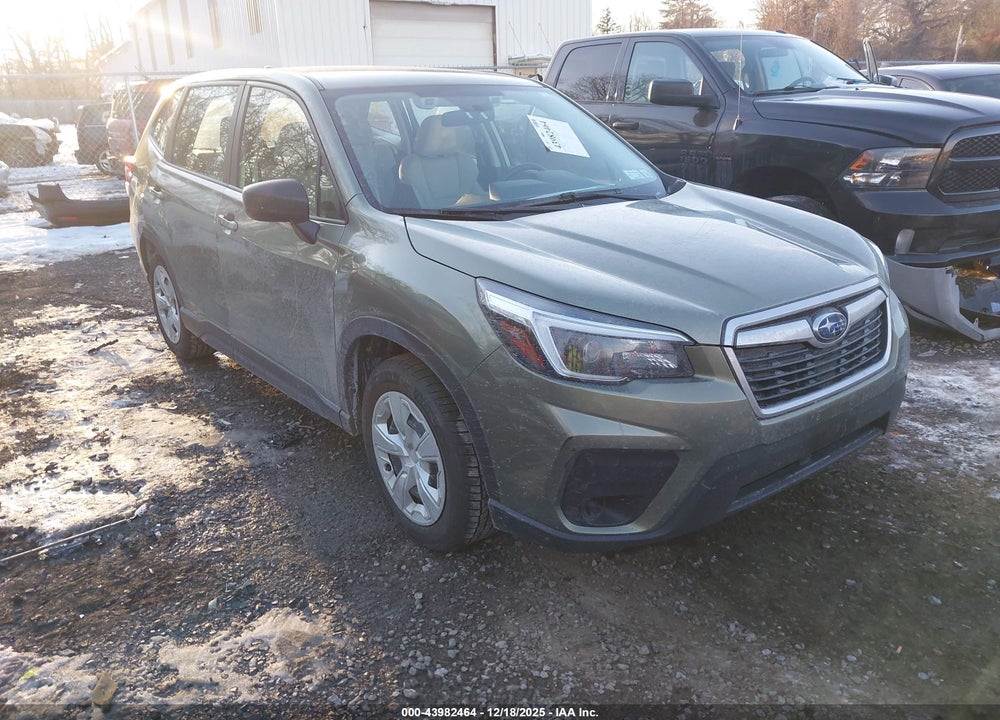 2021 SUBARU FORESTER VIN: JF2SKAAC3MH526181