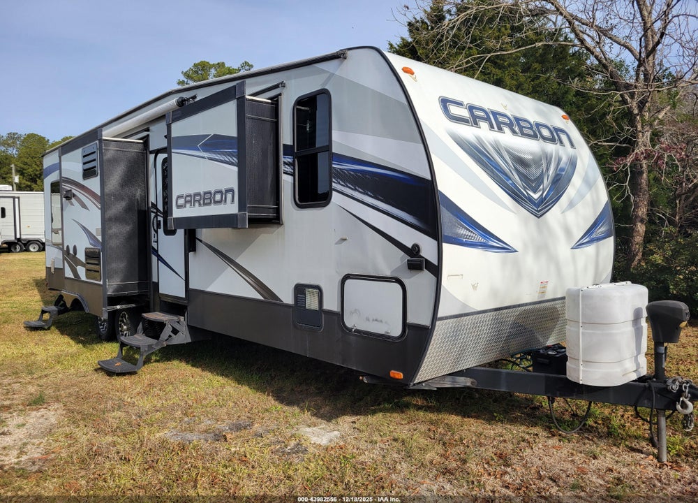 2016 KEYSTONE CARBON VIN: 4YDT33121GR805305