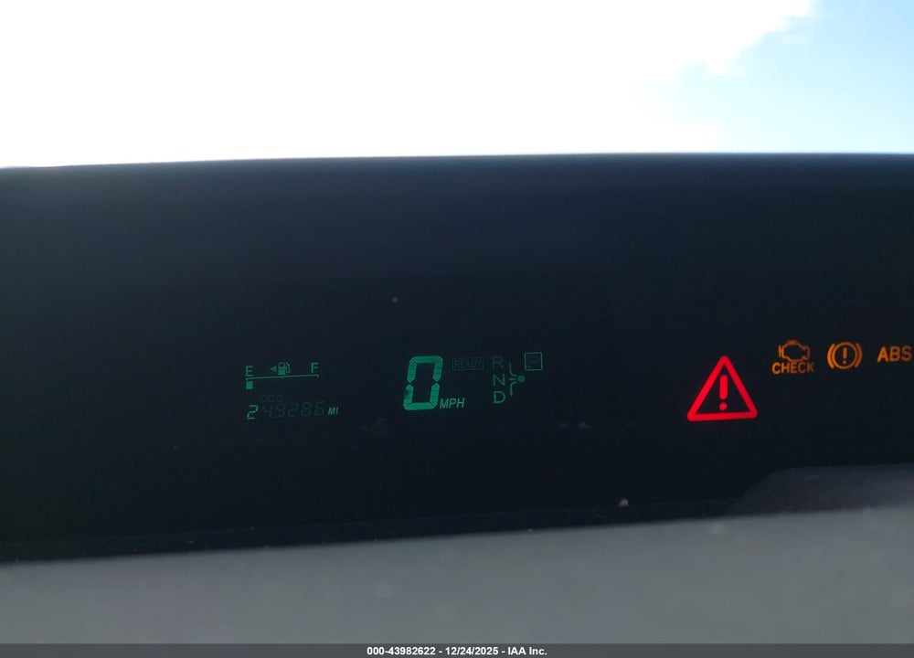 2005 TOYOTA PRIUS VIN: JTDKB20U253048431