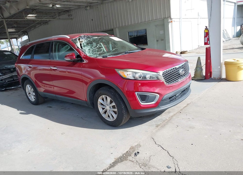 2018 KIA SORENTO 2.4L LX VIN: 5XYPG4A35JG378028