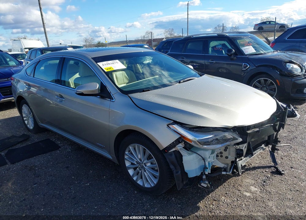 2013 TOYOTA AVALON HYBRID XLE TOURING VIN: 4T1BD1EB6DU018140