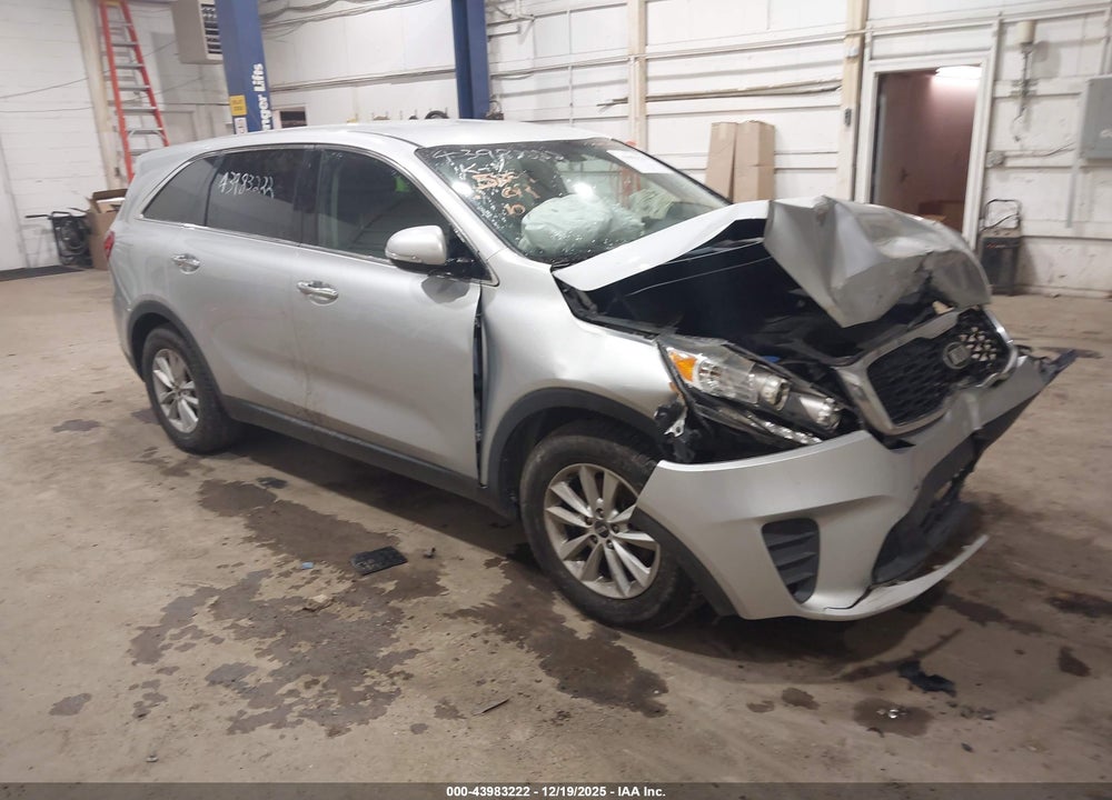 2020 KIA SORENTO 3.3L LX VIN: 5XYPG4A59LG629024