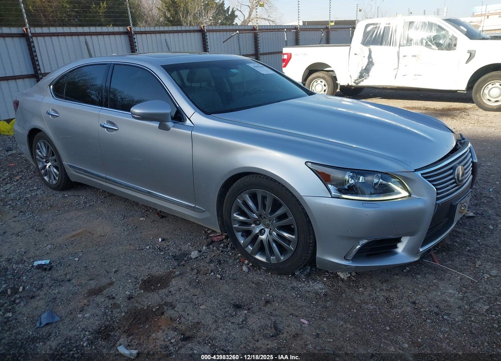 2016 LEXUS LS 460 VIN: JTHBL5EF6G5139846