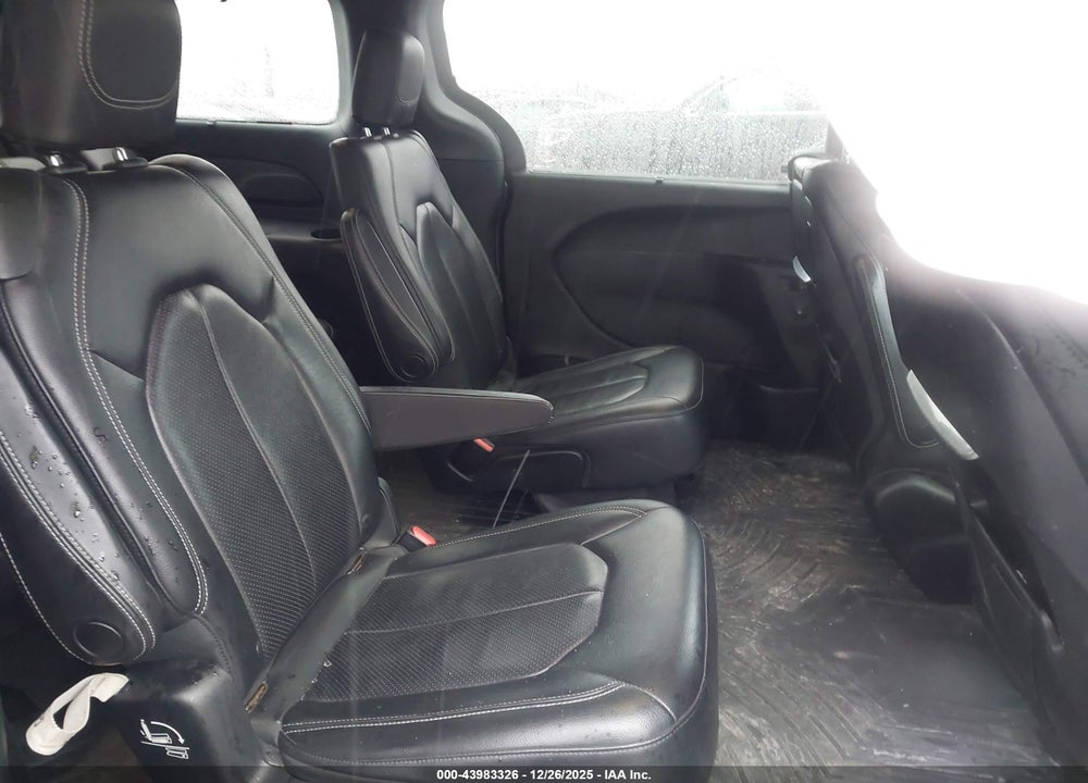 2018 CHRYSLER PACIFICA TOURING L PLUS VIN: 2C4RC1EG5JR204181