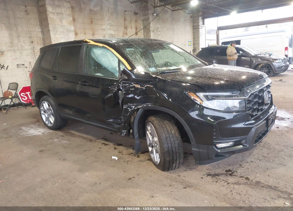 2024 HONDA PASSPORT AWD EX-L VIN: 5FNYF8H52RB012360