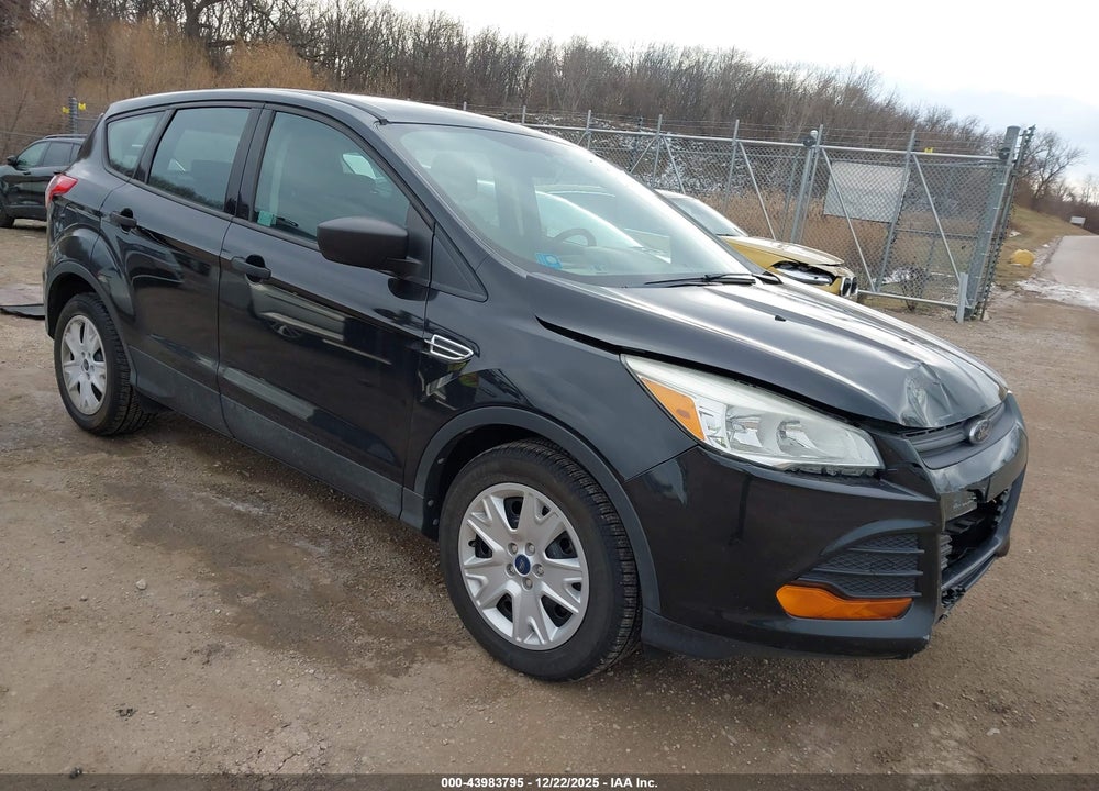 2014 FORD ESCAPE S VIN: 1FMCU0F71EUC35329