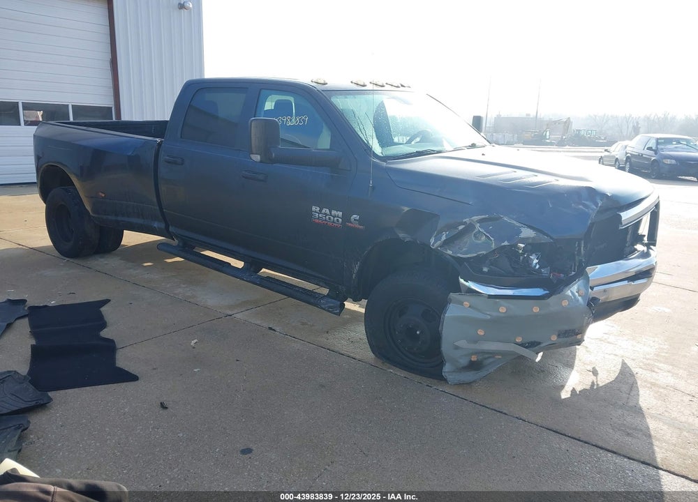 2016 RAM 3500 TRADESMAN VIN: 3C63RRGL1GG226455